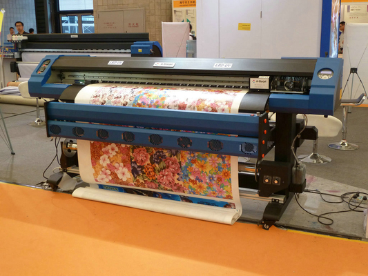 LED UV Inkjet Printer DX7 head 1700mm Printing Width for For leather, PU, curtain Fabric