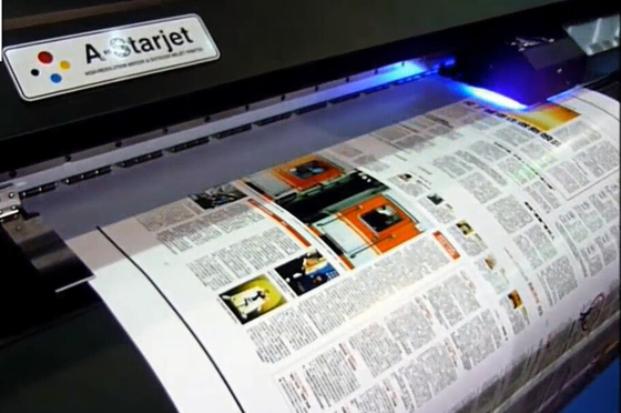 LED UV Inkjet Printer DX7 head 1700mm Printing Width for For leather, PU, curtain Fabric