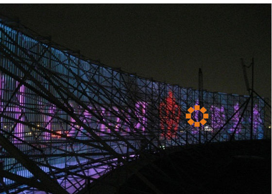 Os grandes sinais transparentes alugados da exposição de diodo emissor de luz conduziram brandamente a cor completa da tela P12 da cortina